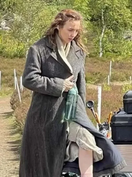 28 Years Later 2025 Jodie Comer Coat