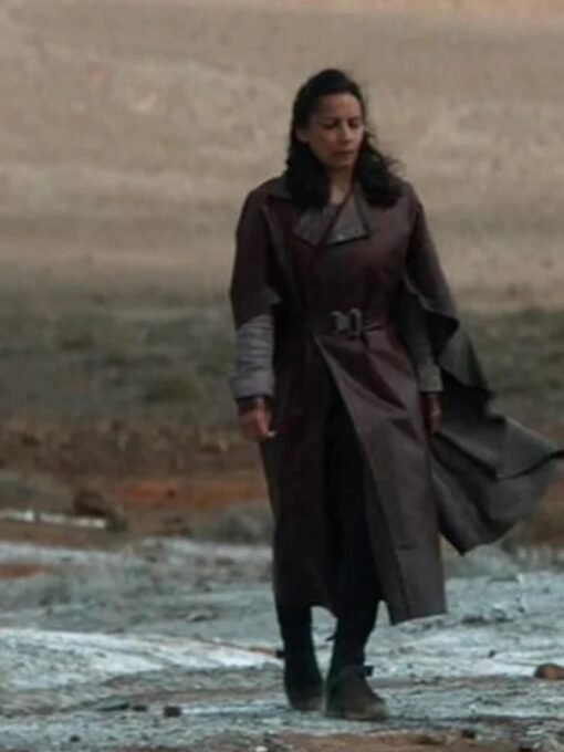Foundation S01 Sasha Behar Brown Coat