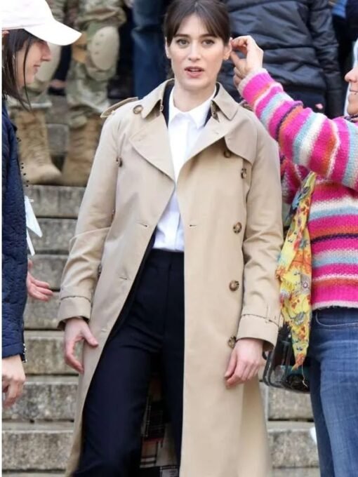 Zero Day 2025 Lizzy Caplan Beige Trench Coat