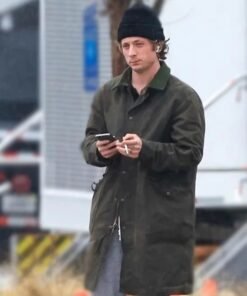 Carmen Berzatto The Bear S03 Green Coat