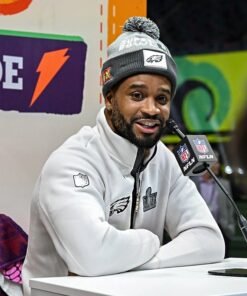 Eagles Super Bowl LIX Half-Zip Cream Jacket
