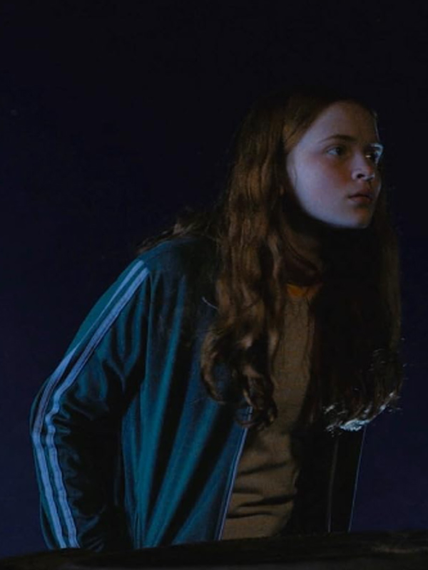 Max Mayfield green jacket Stranger Things S02 outfit